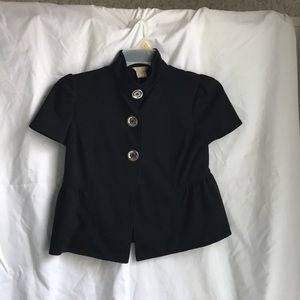 Short sleeve light button everyday blazer